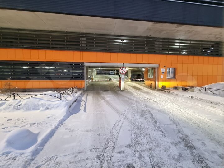 Машиноместо, 14 м²