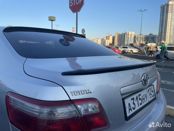 Козырек заднего стекла Camry 40