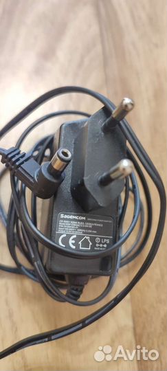 Адаптер 12в.19в блок питания 12v