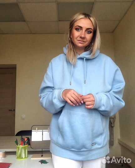 Преподаватель английского и французского языков