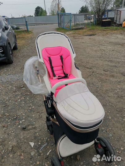 Прогулочная коляска