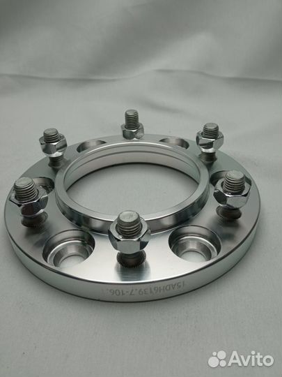 Проставки для ступицы 6х139.7 15мм