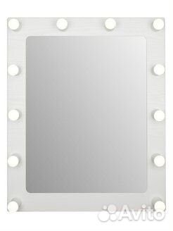 Зеркало для макияжа с подсветкой