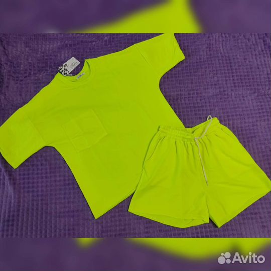 Костюм женский