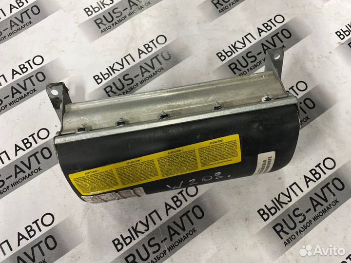 Подушка безопасности Mercedes Clk W208