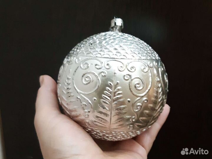 Елочные игрушки