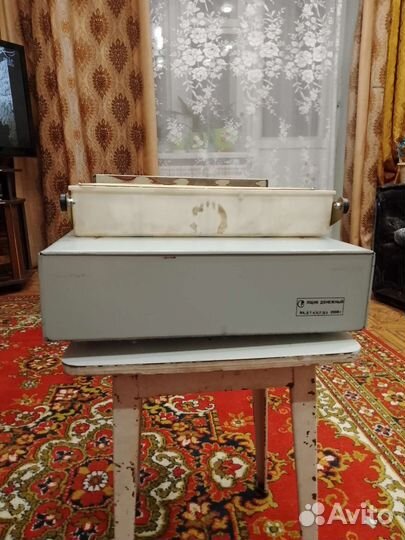 Ящик для хранения денег под кассу