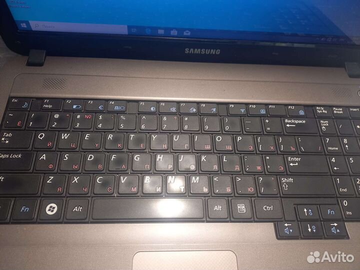 Мощный и тихий Core i7/8gb/SSD120/IntelHD/Акб