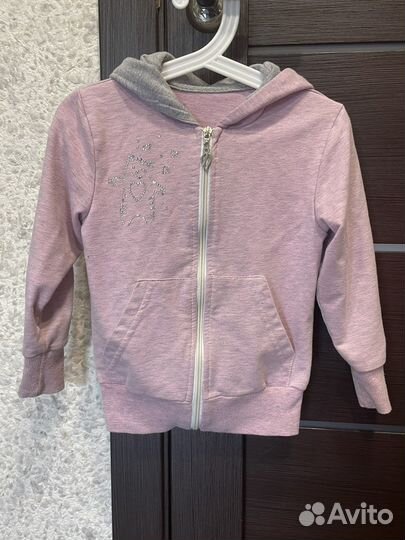 Кофта для девочки 104р