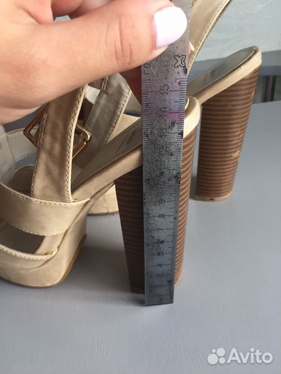 Басаножки на каблуке