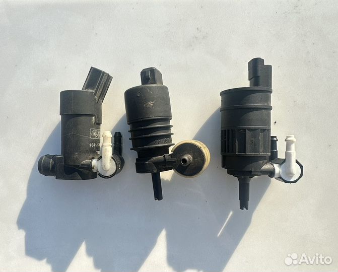 Насос омывателя Ford