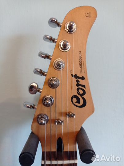 Электрогитара 