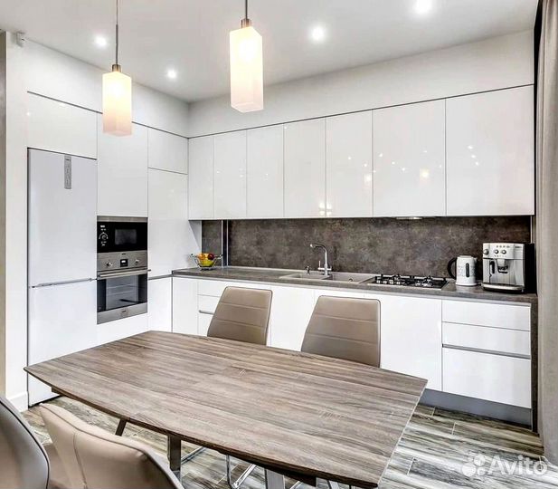 Кухня угловая на заказ.мдф фасады