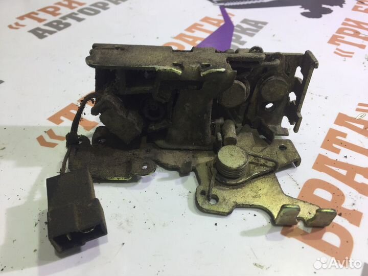 Мерседес Вито Замок сдвижной двери Прав