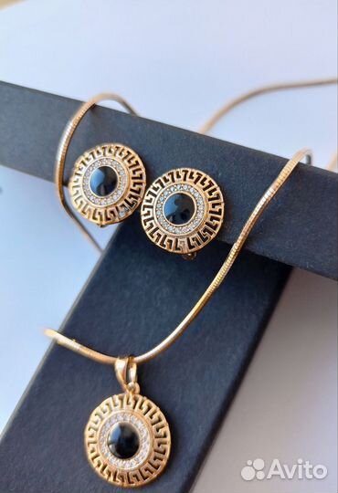 Комплект украшений из медицинского сплава