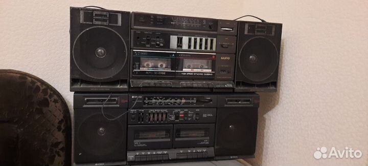 Кассетный магнитофон Hitachi и Sanyo (рабочие)