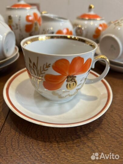 Чайный сервиз Красный бутон,Маки Барановка