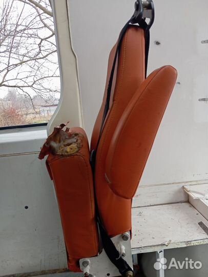 Сиденье поворотное