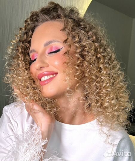 Визажист/Бровист/Стилист по причёскам и укладкам