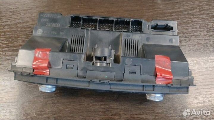 Блок управления климат контролем Audi A8 D3 6.0