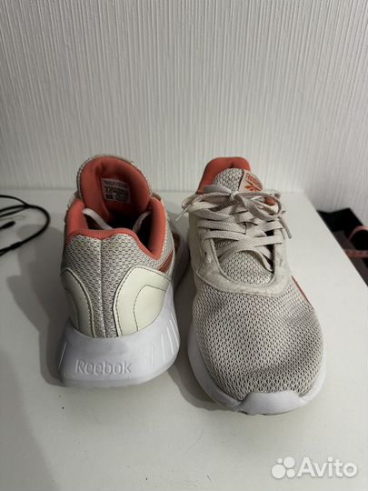 Кроссовки reebok женские 38,5 (25 см)