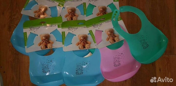 Новый силиконовый слюнявчик