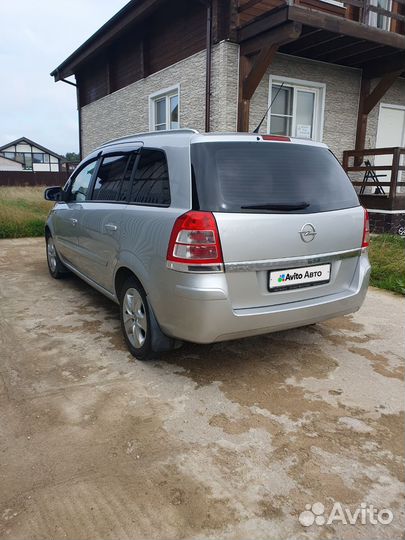 Opel Zafira 1.8 МТ, 2013, 136 000 км