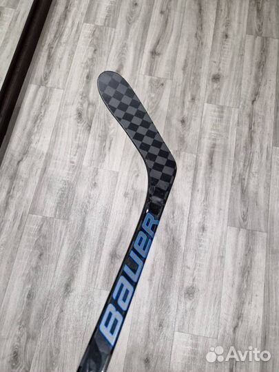 Клюшка хоккейная левый хват бауэр