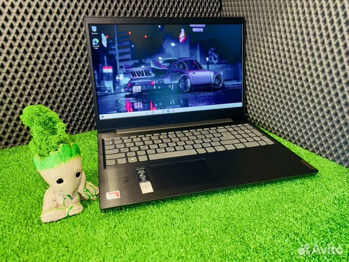 Ноутбук Lenovo A6/8Gb/SSD256/R530 2Gb