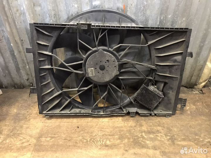 Вентилятор с диффузором Mercedes C 2001-2010