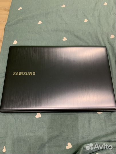 Ноутбук samsung NP870Z5E