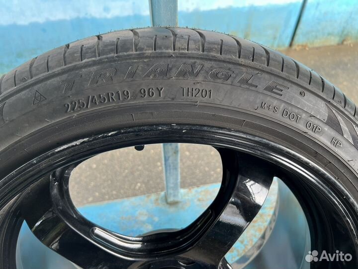 Triangle TH201 Sportex 225/45 R19