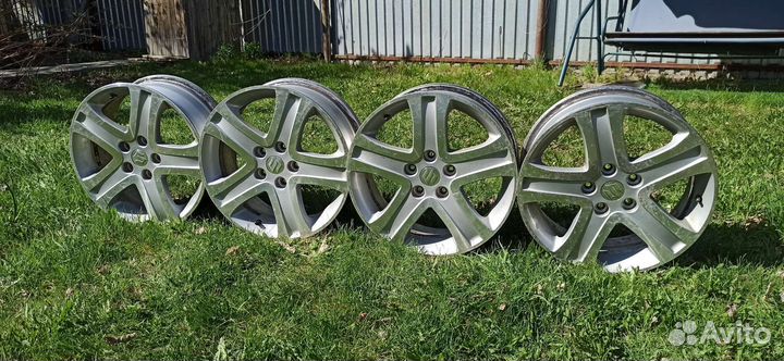 Литые диски r17 Suzuki grand vitara