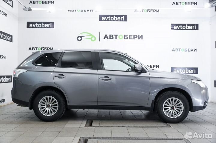 Mitsubishi Outlander 2.0 CVT, 2013, 130 000 км