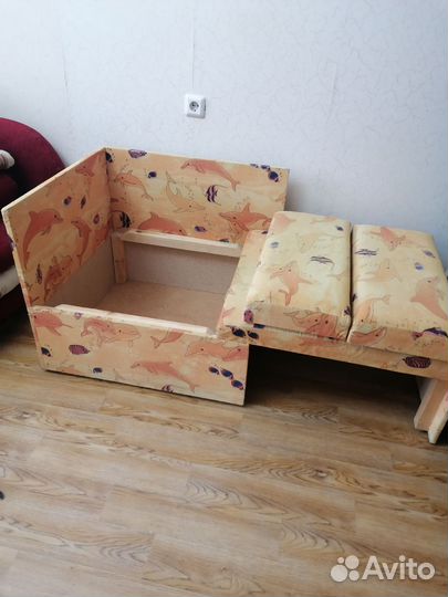 Диван-кровать детский б/у