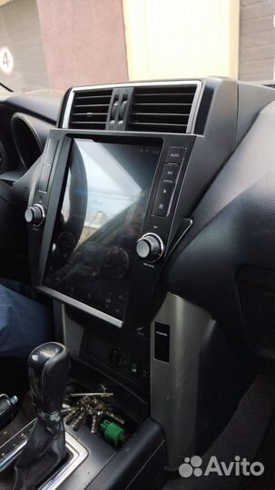 Toyota Prado 150 магнитола Android в стиле Tesla