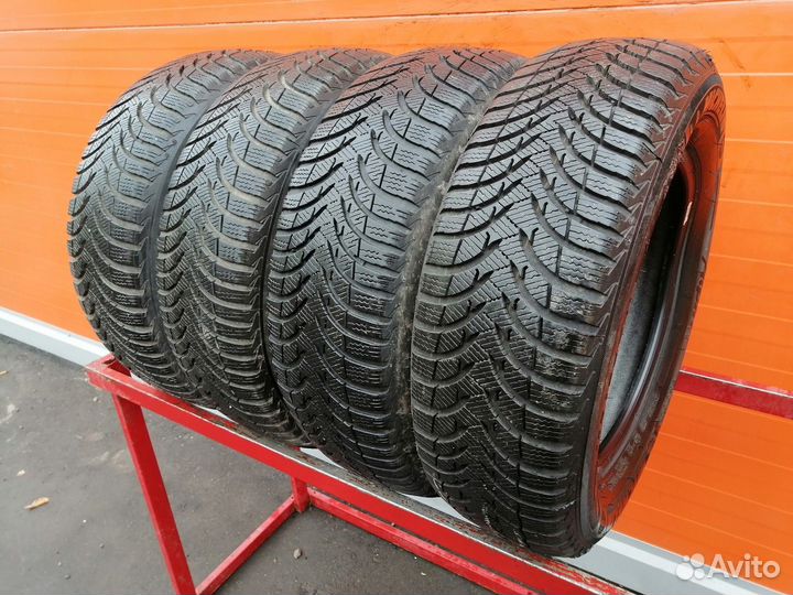 Michelin Alpin 4 195/65 R15 91T