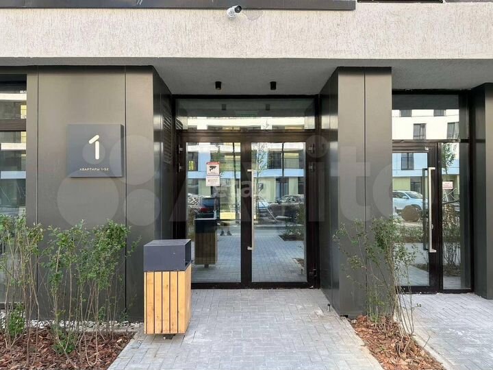 2-к. квартира, 107,8 м², 6/18 эт.