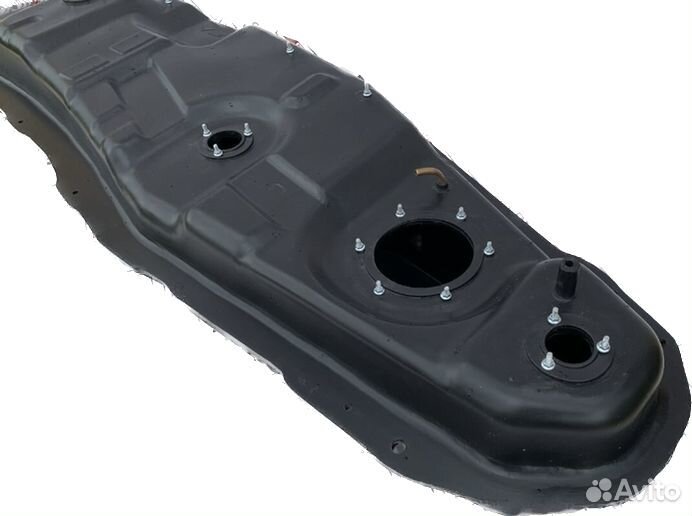 Бак топливный Mitsubishi Pajero 4 г.в. 2007 бензин