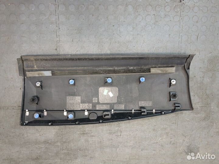 Молдинг двери левое заднее Peugeot 3008 2020