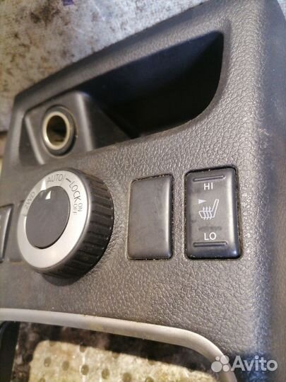 Консоль кпп Nissan X-Trail