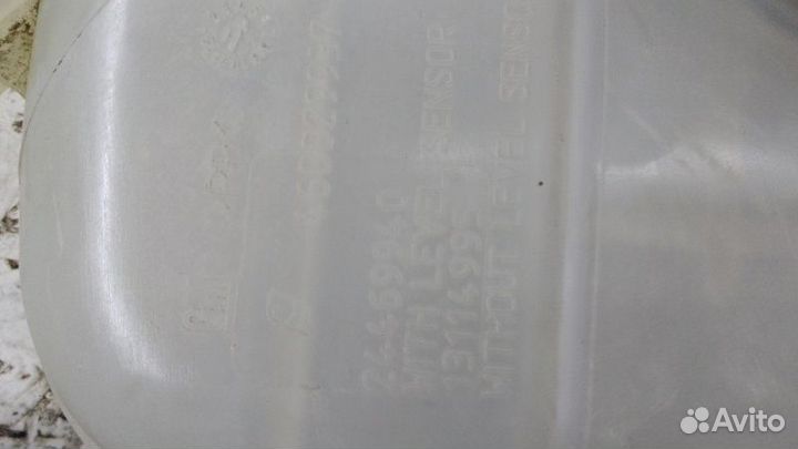 Расширительный бачок Opel Astra H 1.6 Z16XER 2011