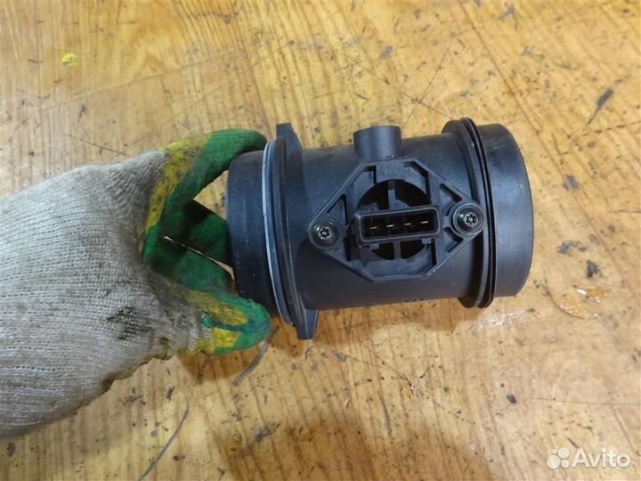 Расходомер воздуха (массметр) audi A8 4D 1994-1