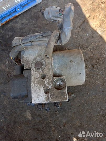 Блок ABS Nissan Primera P11 GA16