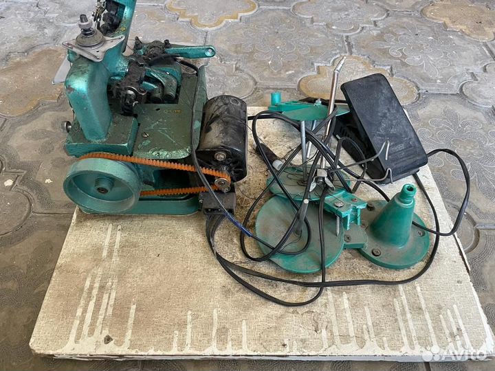 Швейная машинка