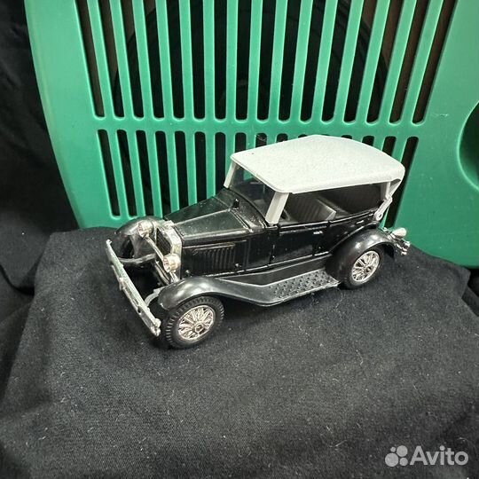 Модель моделька машина газ А 1:43 made IN ussr