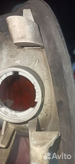 Поворотник правый audi 80 b3