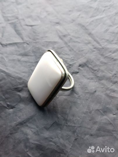 Кольцо с опалом