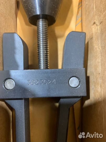 Съёмник форсунок Cummins 3823024