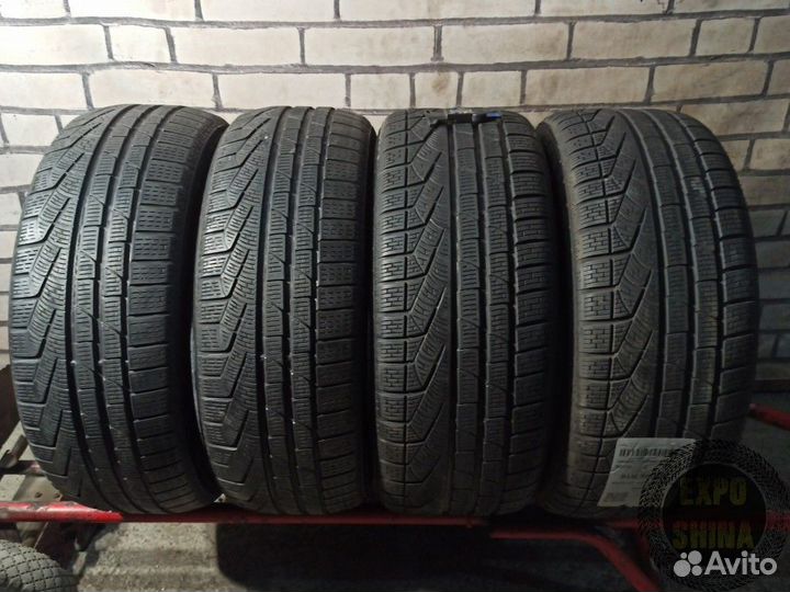 Pirelli Winter Sottozero 210 Serie II 255/40 R18 и 225/45 R18 95H